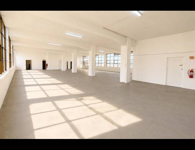 INDUSTRIAL PROPERTY TO RENT IN PAARDEN ISLAND
